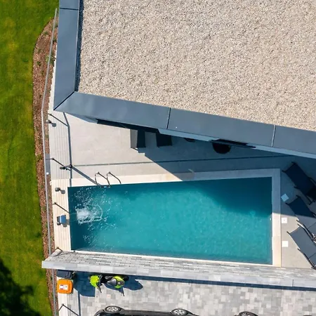 In Istria With Heated Pool And 3 Bedrooms *