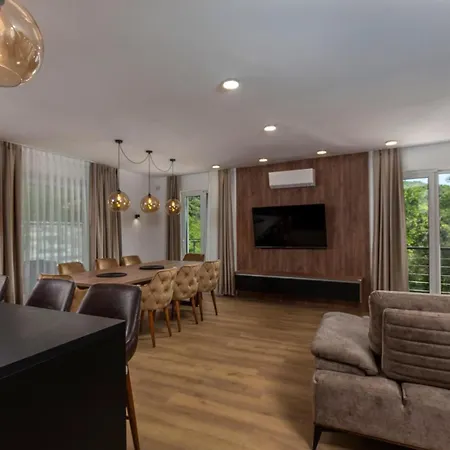 In Istria With Heated Pool And 3 Bedrooms * Mošćenička Draga