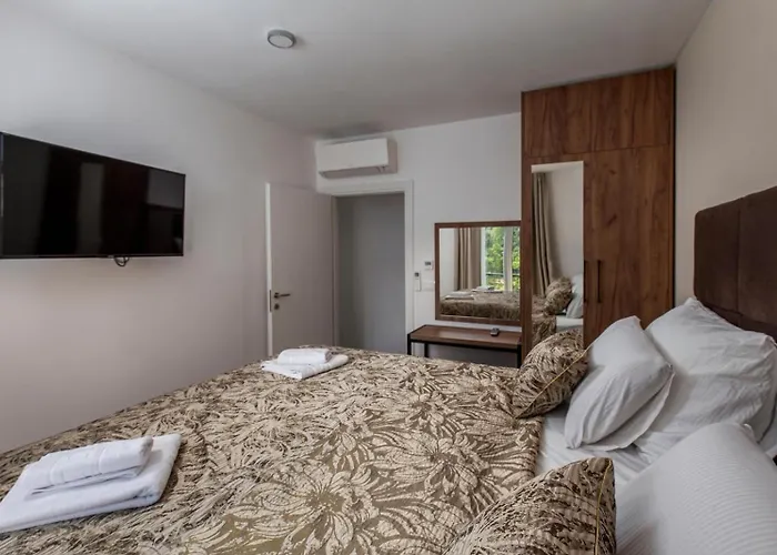 In Istria With Heated Pool And 3 Bedrooms Villa Mošćenička Draga